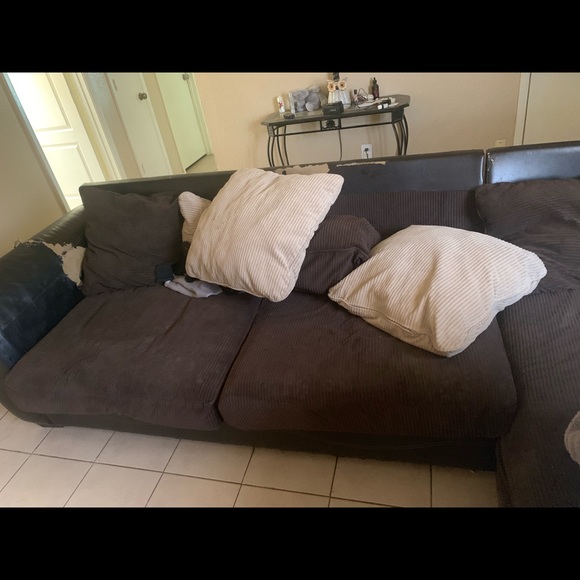 Couch - Picture 2 of 2